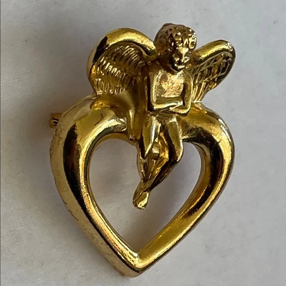 GIVENCHY Gold Ange/lCherub Heart Vintage Brooch Pin - Picture 13 of 16